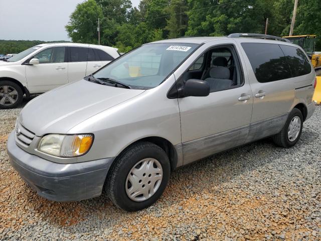 2001 Toyota Sienna LE