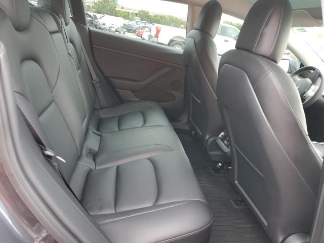 5YJ3E1EC9NF318053 Tesla MODEL 3