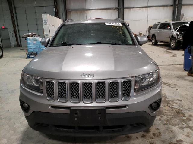 1C4NJCEAXGD704795 Jeep Compass Latitude