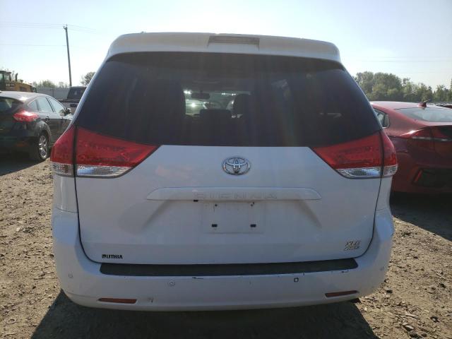 5TDDK3DC8BS026170 2011 TOYOTA SIENNA, photo no. 6