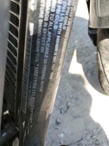 2020 HARLEY-DAVIDSON FLFBSANV 1HD1YRK1XLB053707