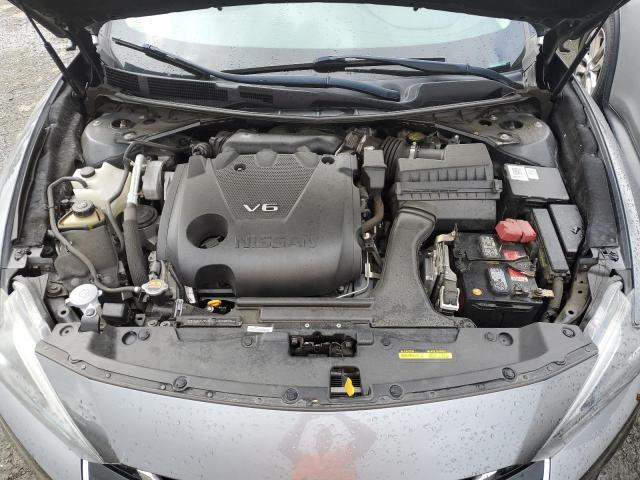 1N4AA6AP2JC387513 Nissan Maxima 3.5s