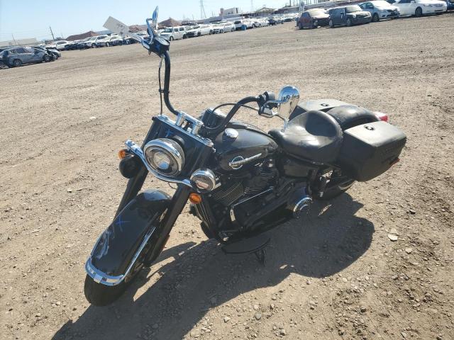 2019 HARLEY-DAVIDSON FLHC 1HD1YAJ23KB069029