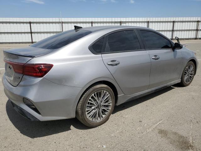 3KPF54AD4PE527111 KIA Forte Gt Line