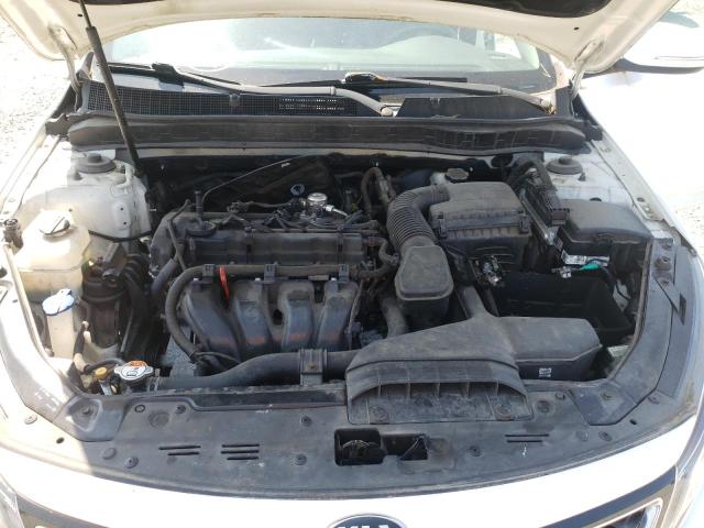 KNAGM4A77F5656842 KIA Optima Lx