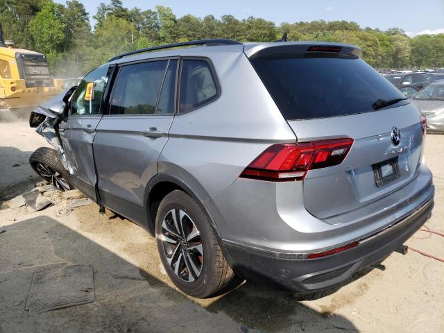 3VV1B7AX9NM004766 Volkswagen Tiguan S 2