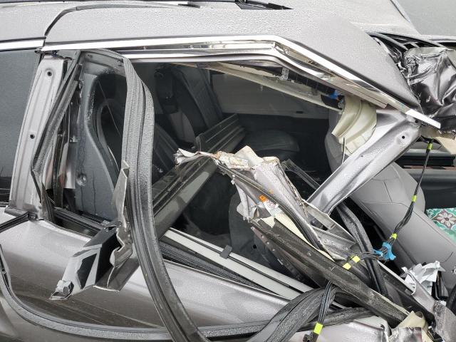 5TDBRKEC5MS034791 Toyota SIENNA LE