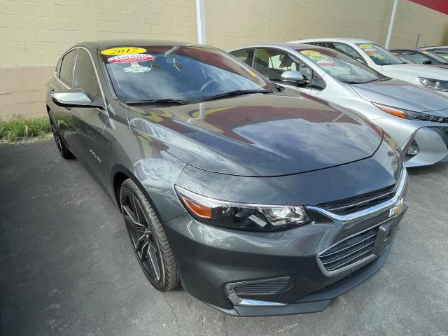 Salvage cars for sale from Copart Fresno, CA: 2017 Chevrolet Malibu LT