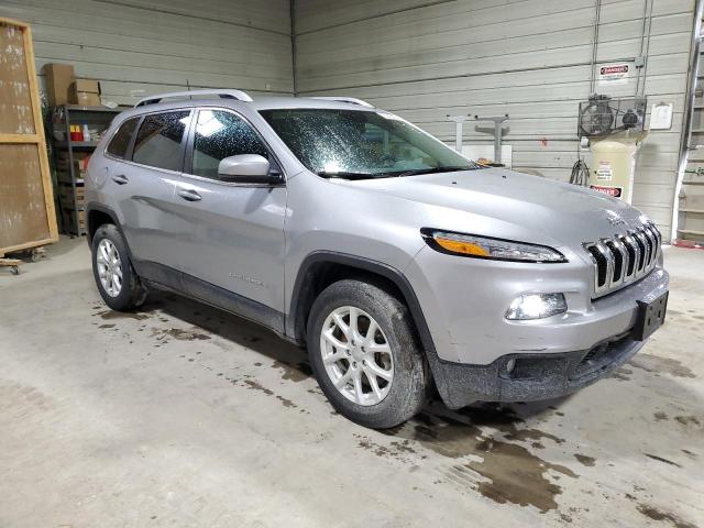 1C4PJMCS7HW589850 Jeep Cherokee Latitude