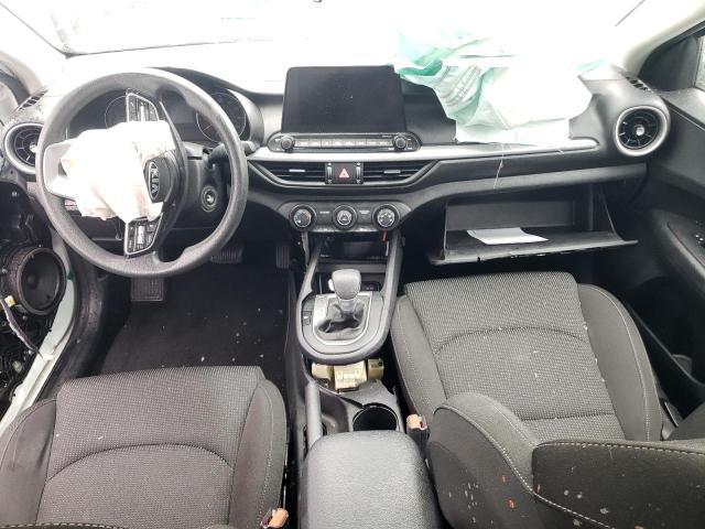 3KPF24AD9ME327572 KIA FORTE FE