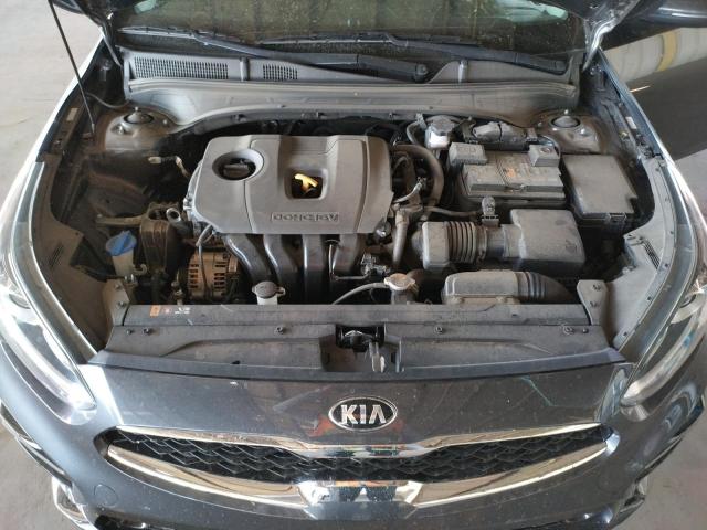 3KPF54AD8ME415696 KIA FORTE EX