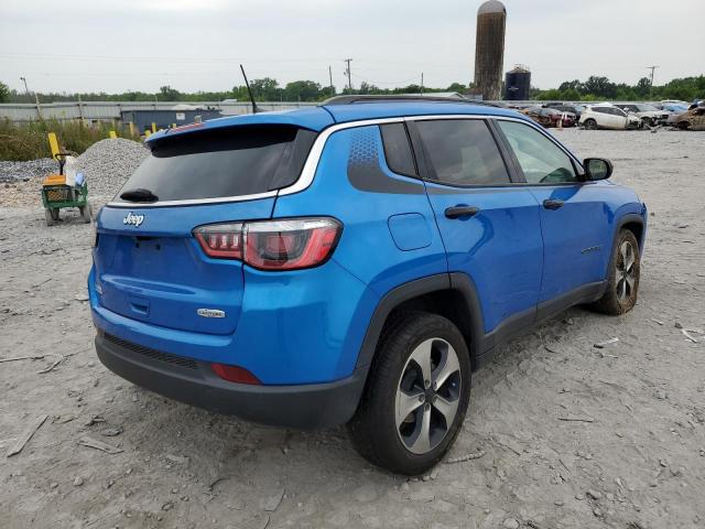 3C4NJCBBXJT105698 Jeep Compass Latitude