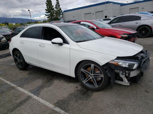 W1K3G4EB7NJ364272 Mercedes-Benz A 220
