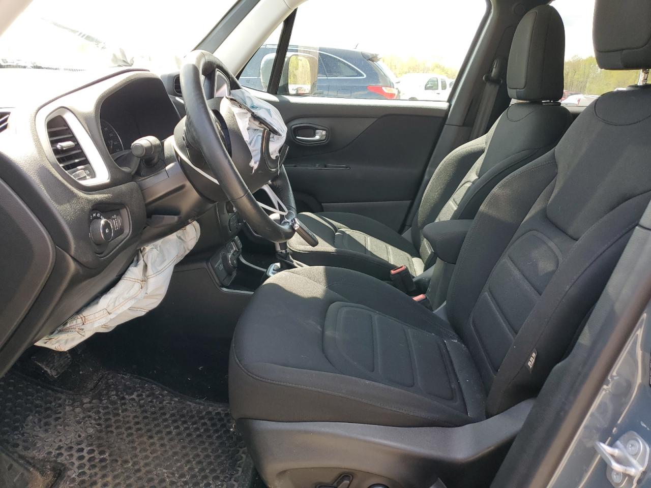 ZACCJBBB2JPG94769 2018 Jeep Renegade Latitude