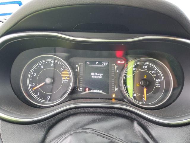 1C4PJLCB8KD332984 Jeep Cherokee Latitude