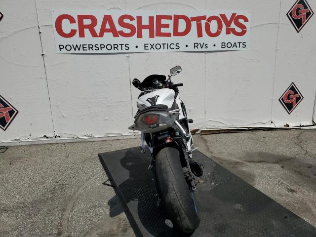 2010 YAMAHA YZFR6 C JYARJ16Y7AA004447