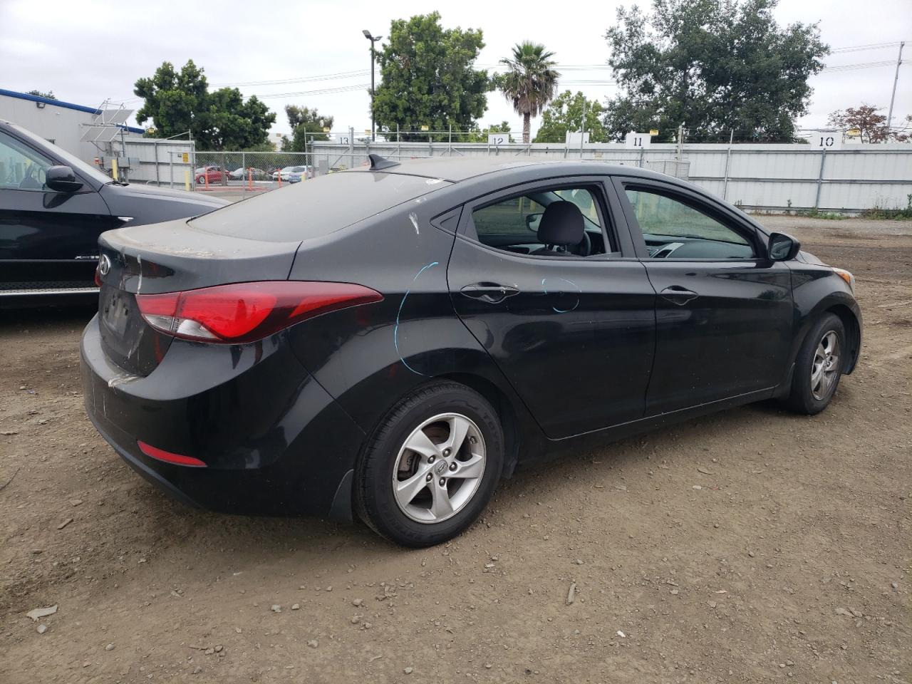 Lot #2573636031 2015 HYUNDAI ELANTRA SE