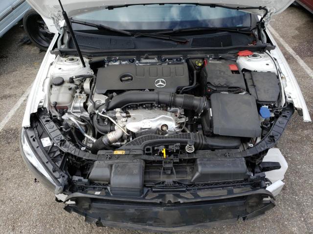 W1K3G4EB7NJ364272 Mercedes-Benz A 220