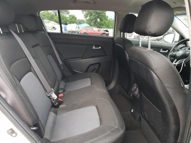 KNDPBCAC6F7674544 KIA Sportage Lx