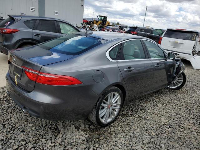 SAJBE4BV6HCY33601 Jaguar Xf Prestige