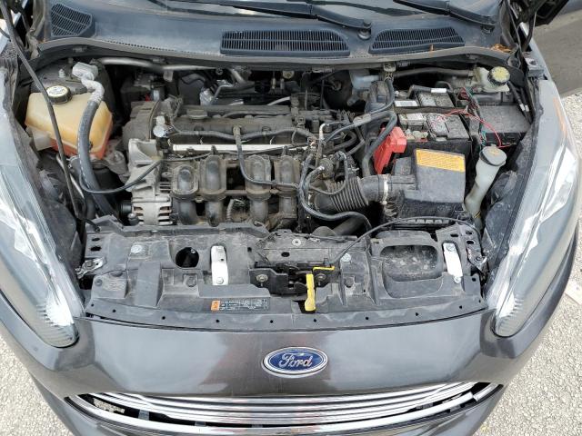 3FADP4EJ9FM176143 Ford FIESTA SE