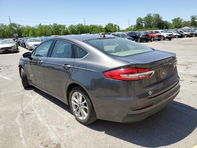 3FA6P0LU6KR225021 Ford Fusion SE 2