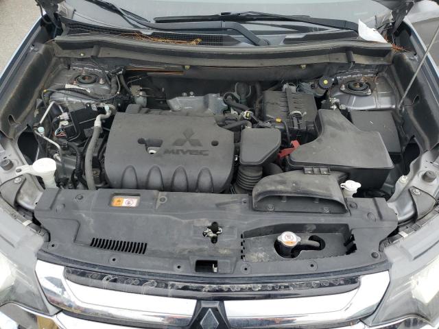 JA4AD3A33HZ027116 Mitsubishi Outlander Se