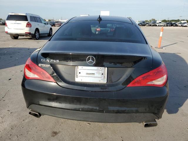 WDDSJ4EB8GN317518 Mercedes-Benz CLA 250