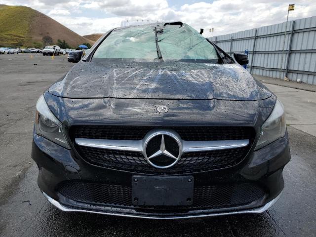 WDDSJ4EB3JN563965 Mercedes-Benz CLA 250
