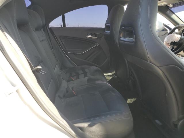 WDDSJ4EB5HN436032 Mercedes-Benz CLA 250