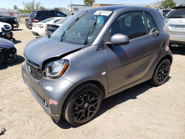 VIN WMEFJ9BA8JK283692 2018 Smart Fortwo no.1