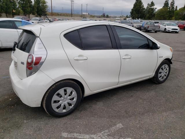 JTDKDTB31E1060926 Toyota PRIUS C