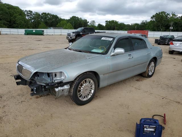 2007 Lincoln Town Car Signature Limited