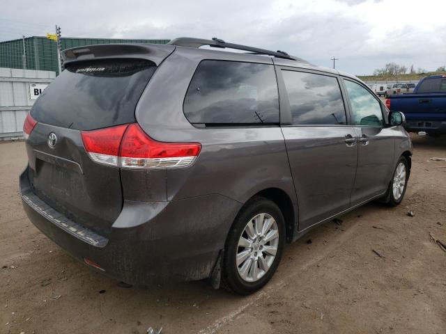 5TDJK3DC1DS055242 2013 TOYOTA SIENNA, photo no. 3