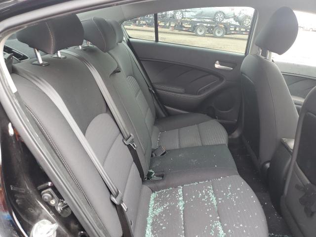 3KPFL4A79JE217642 KIA FORTE LX