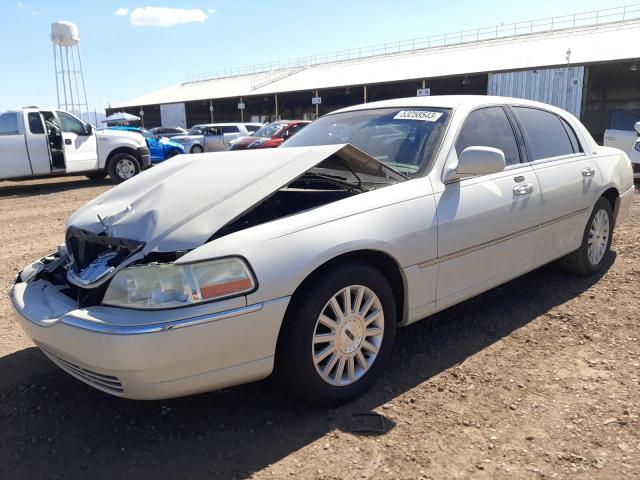 2004 Lincoln Town Car Ultimate