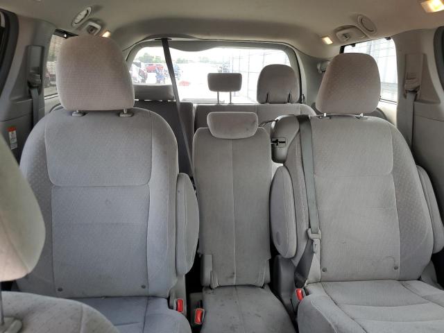 5TDKK3DC2FS637776 Toyota SIENNA LE