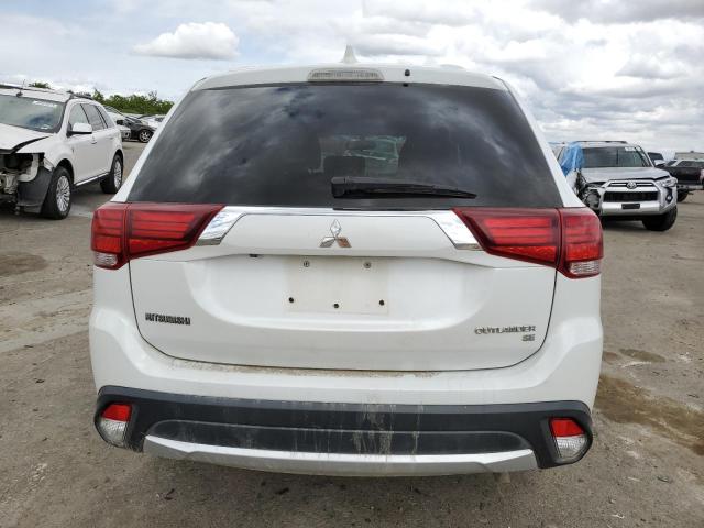 JA4AD3A3XJZ040466 Mitsubishi Outlander Se
