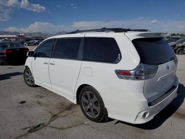 5TDXZ3DC2HS896305 2017 TOYOTA SIENNA, photo no. 2