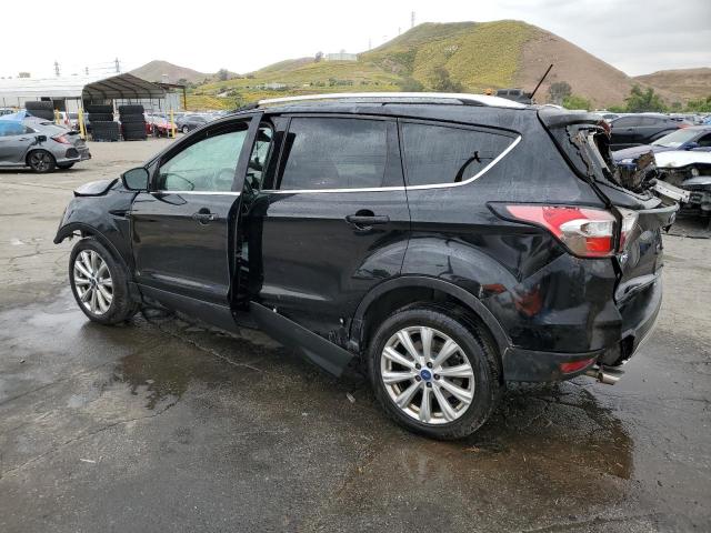 1FMCU0J97JUB13951 Ford Escape Titanium