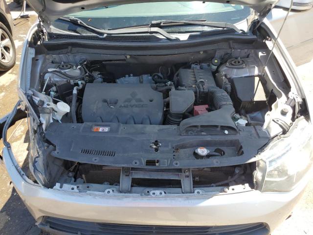 JA4AZ3A37FZ003917 Mitsubishi Outlander Se