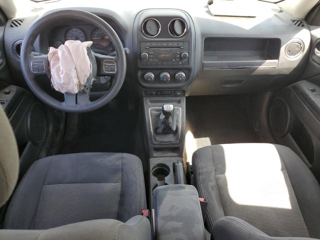 1C4NJPBB6GD677146 Jeep Patriot Sport