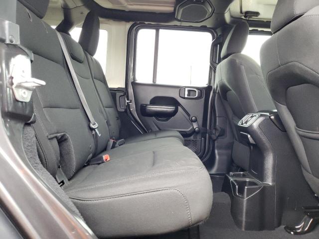 1C4HJXDN6JW283775 Jeep Wrangler Unlimited Sport
