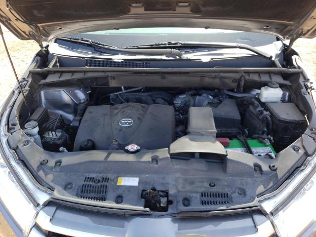 5TDKZRFH0KS573528 Toyota Highlander Se