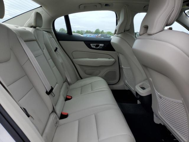 2022 VOLVO S60 B5 MOM - 7JRL12TZ7NG154513