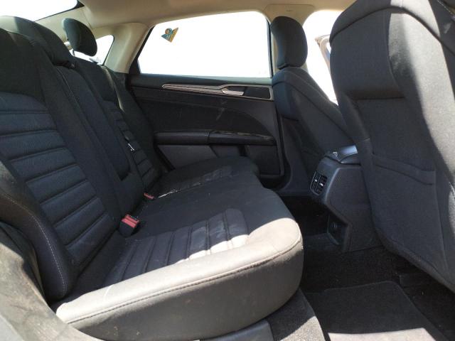 3FA6P0HDXHR167755 Ford FUSION SE