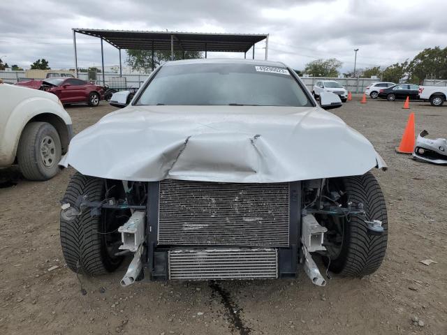 WBA8A9C32HK864779 BMW 320 I