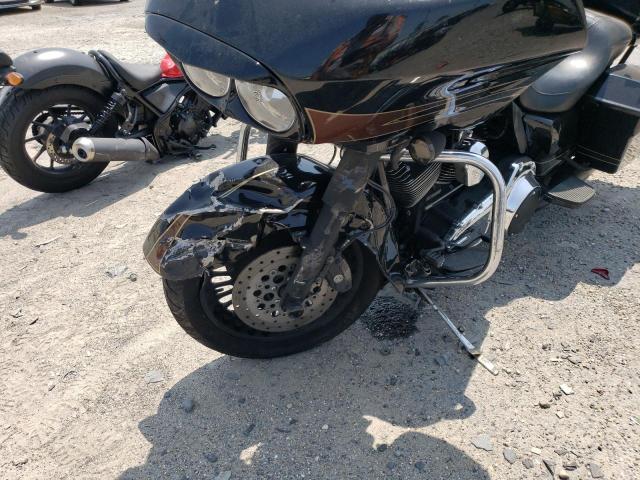 2011 HARLEY-DAVIDSON FLTRU 1HD1KGM19BB637579