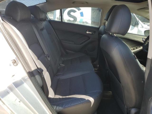KNAFZ4A85E5209463 KIA FORTE EX
