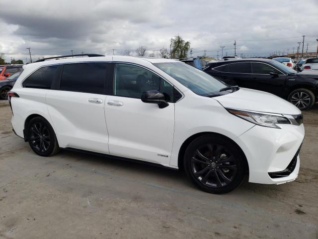 2021 TOYOTA SIENNA XSE - 5TDDRKEC2MS014989